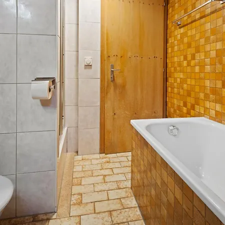 Familiale Proche De Saas-fee * Saas-Grund